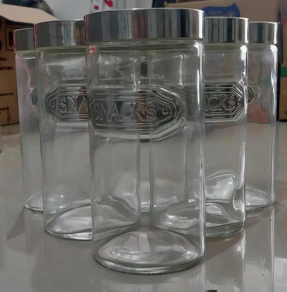 Toples snack besar tutup rapat