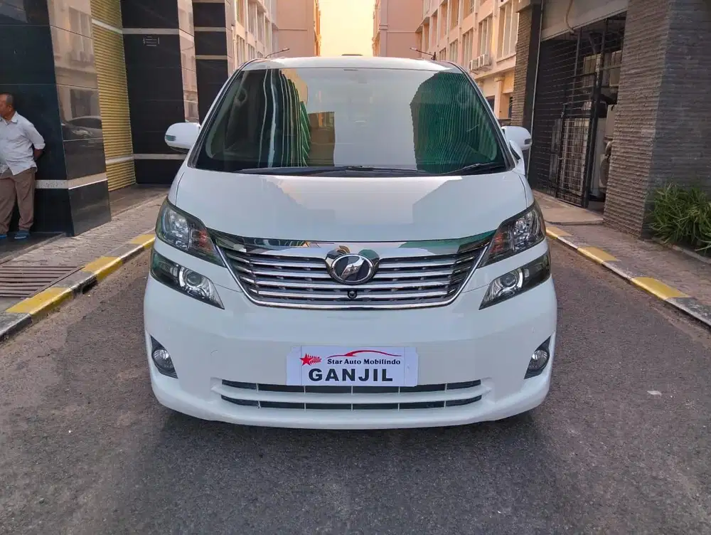 Toyota Vellfire 2.4 AT 2009 Terawat dan Termurah