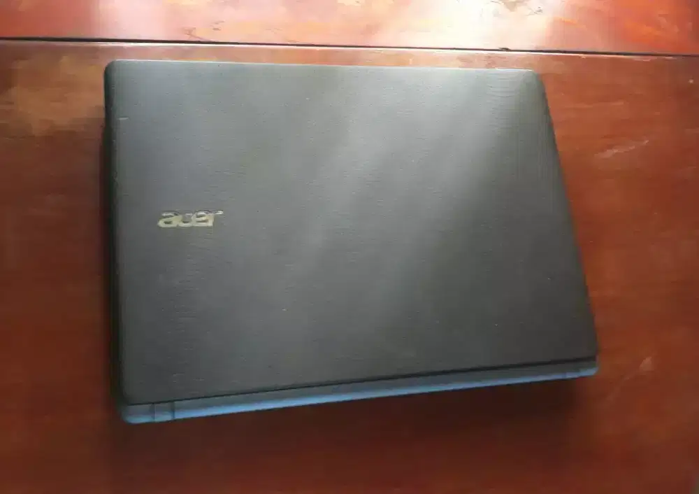 Jual laptop merek ACER tahun 2017