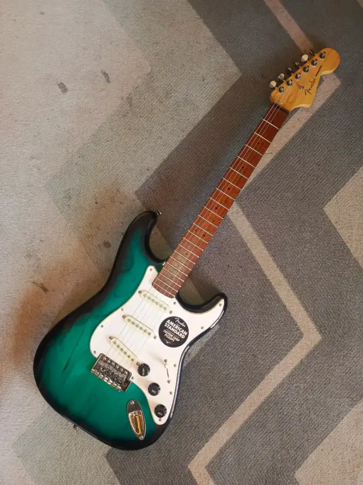 Gitar Fender Stratocaster Replika