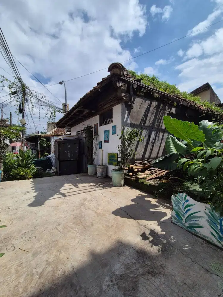 Dijual Rumah Hancur di Sayap Asia Afrika Dekat UNPAS Lengkong
