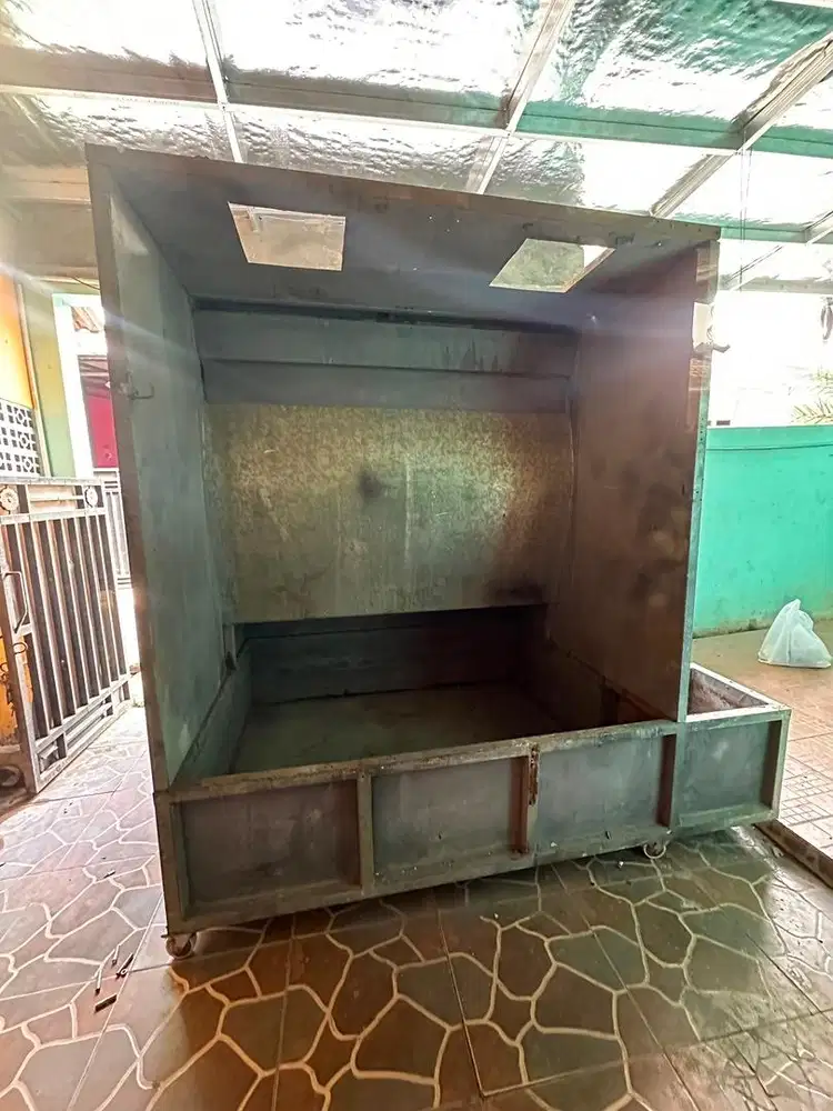Spray booth spraybooth cat duco semprot repaint body motor motor mobil