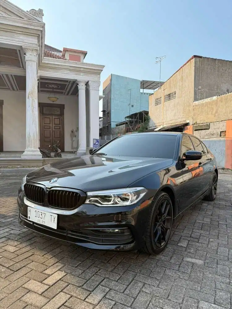 BMW 520i G30 Luxury 2020