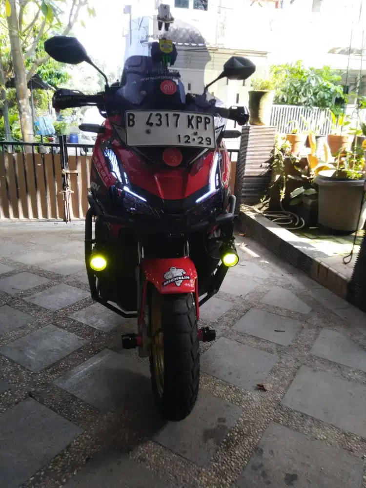 DIJUAL MOTOR HONDA ADV 150 2019
