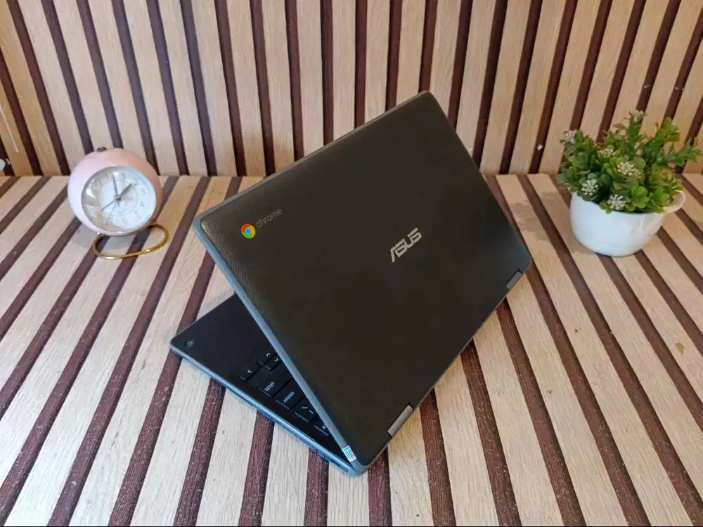 Asus chromebook C214M  Intel Celeron N4020  Ram 4gb EMMC 32gb
