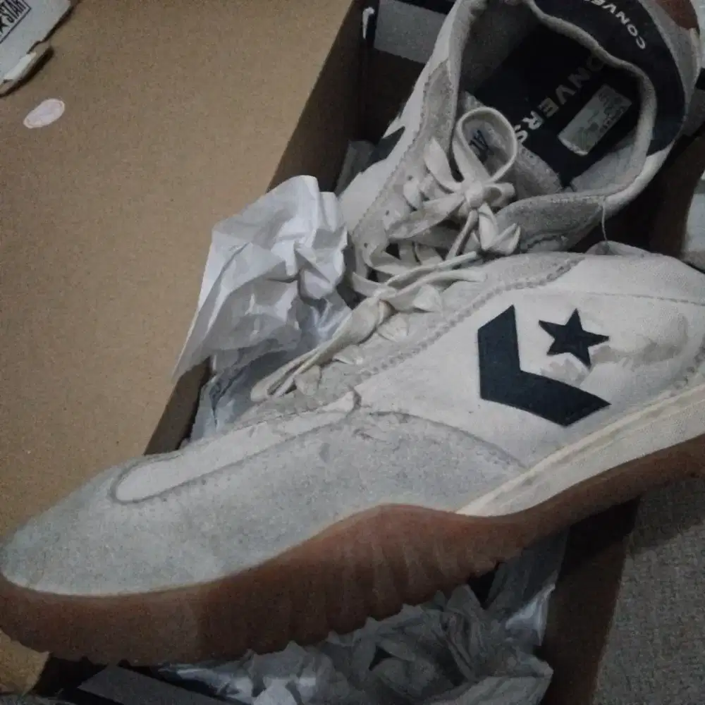 Sepatu sekali pake Rp.500.000