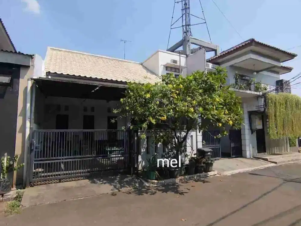Rumah 2 Lantai Open Space di Kranggan Permai Cibubur