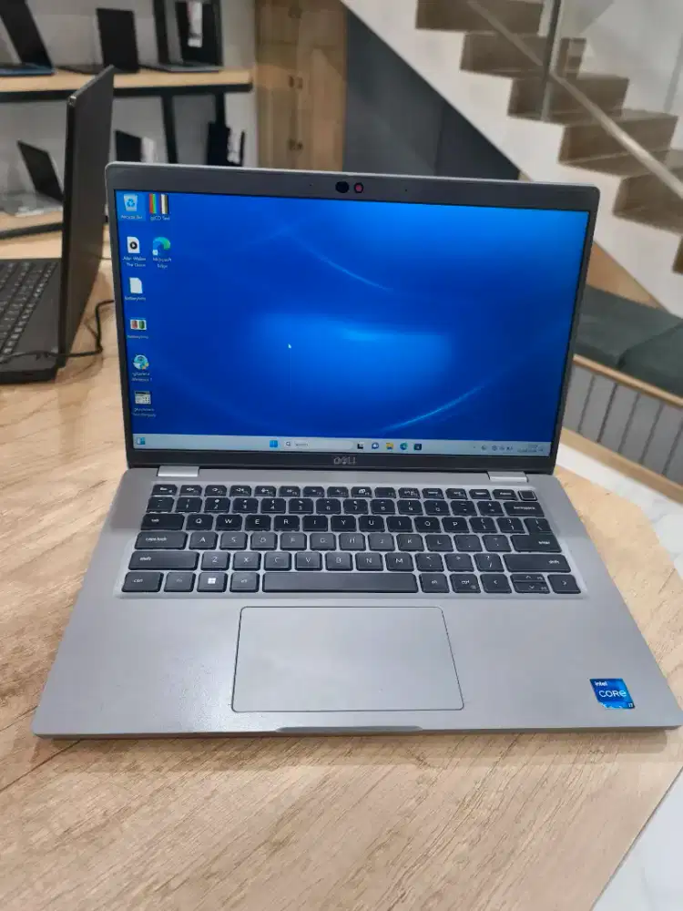Laptop Tangguh & Bertenaga: Dell Latitude 5430