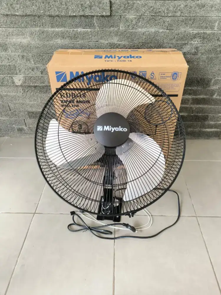 Kipas Angin Seri KDB-18