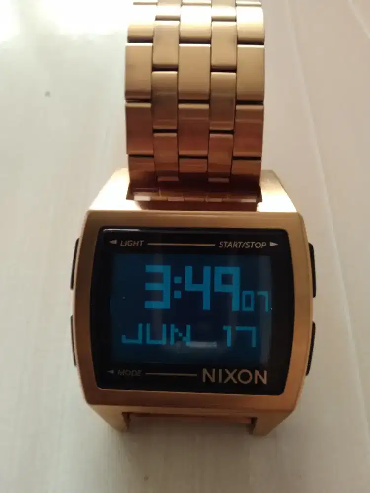 Bismillah, jam tangan NIXON A1107502 Base All Gold Original