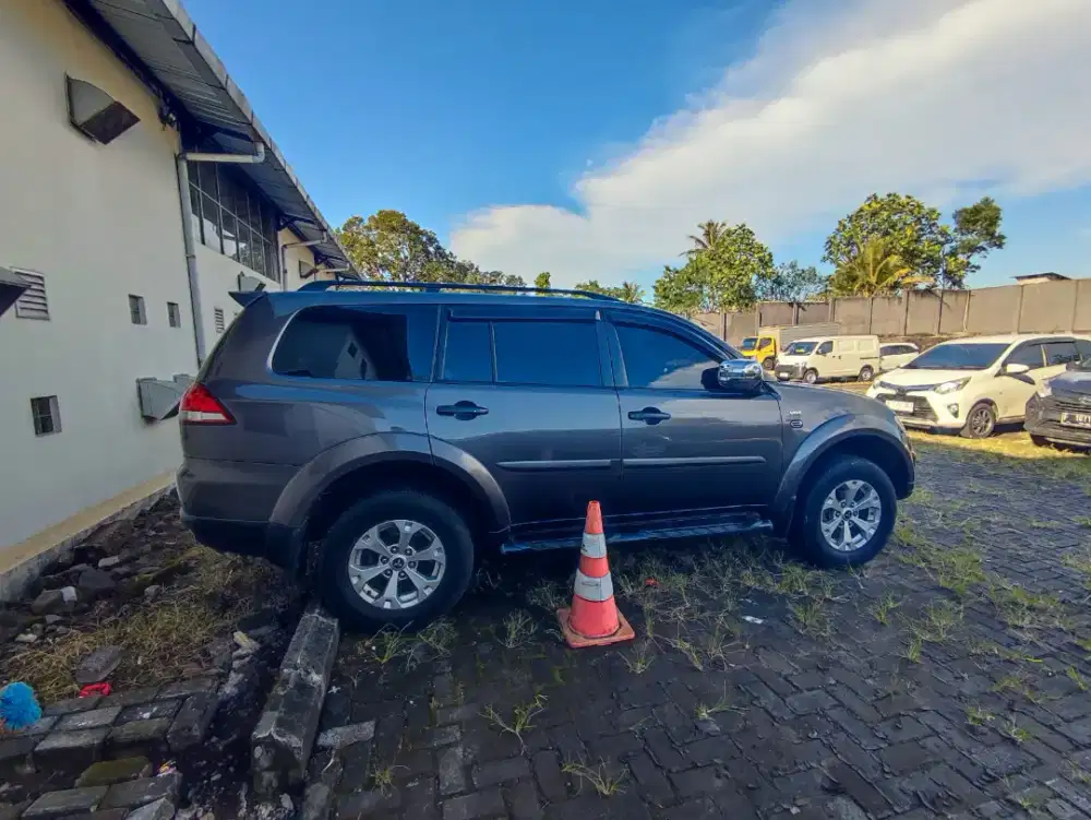 Mencari pemilik baru yang amanah untuk mobil kesayangan..