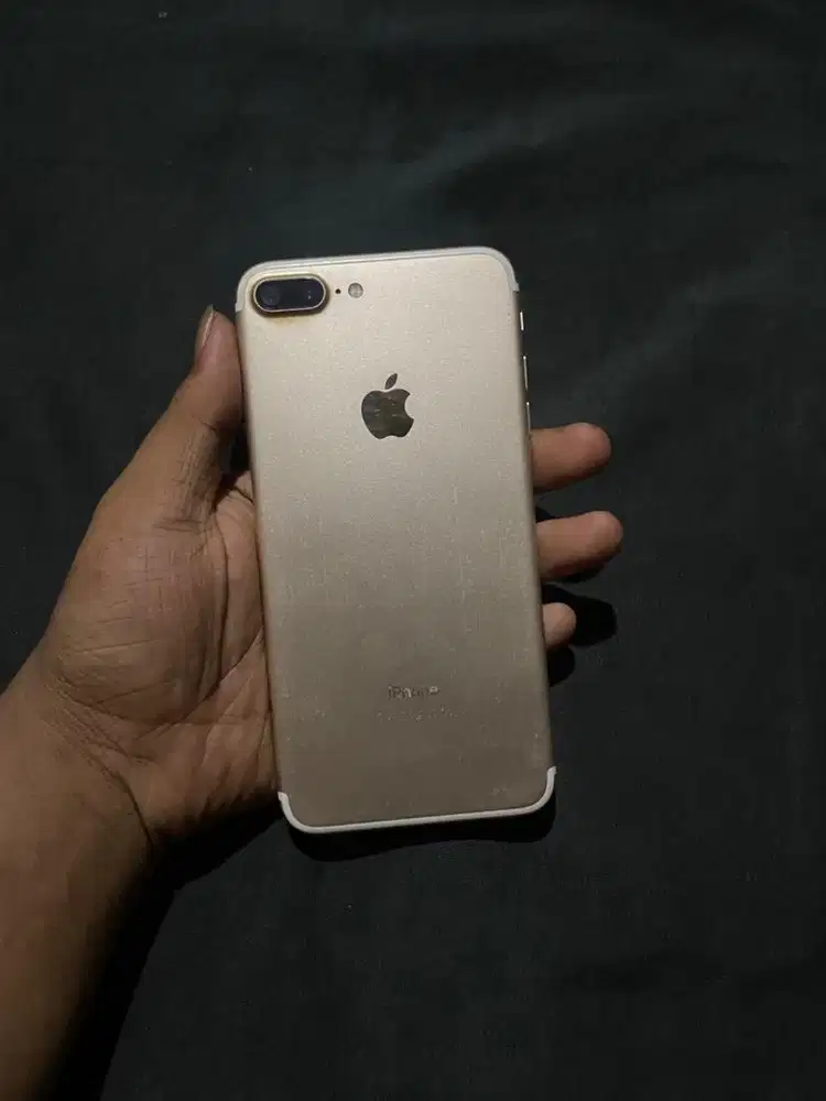 iphone 7+ 128gb