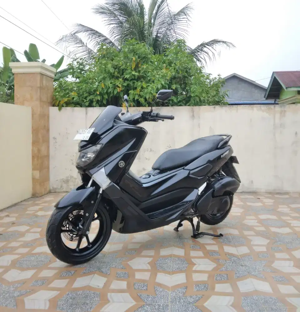 Nmax old 155 cc pajak plat hidup like new luar dalam