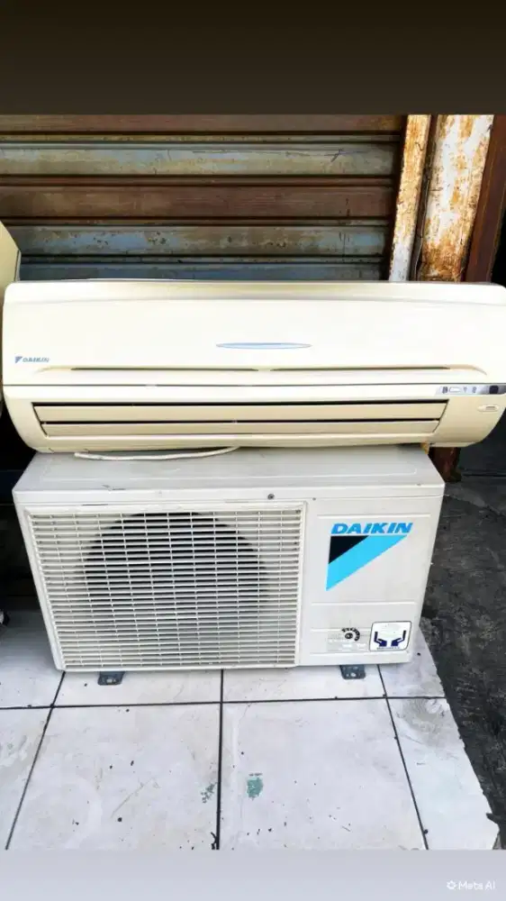 AC daikin 1/2pk thailand