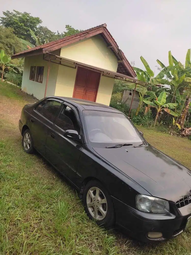 Hyundai Accent Verna 2001 Bensin