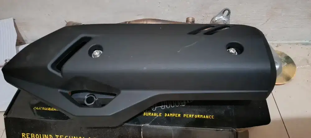 Knalpot recing PCX 160 merek skr