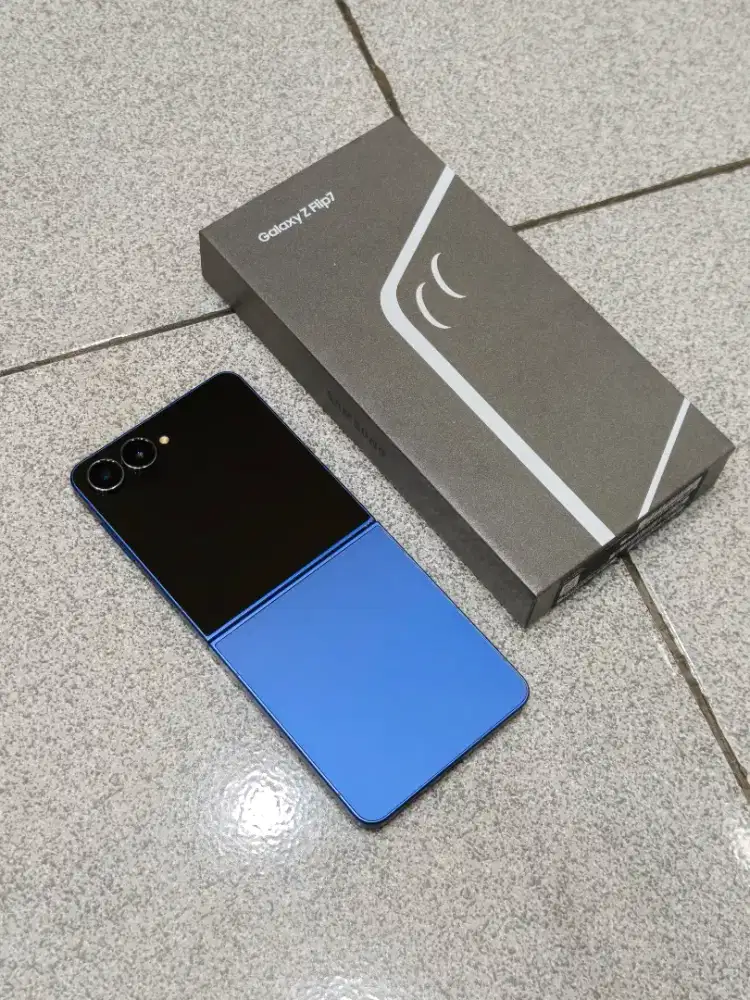 Samsung Galaxy Z Flip 7 12/256Gb Sein Garansi Aktif