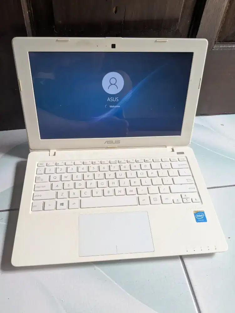 Laptop Asus X200MA Normal Tinggal Pake Aja