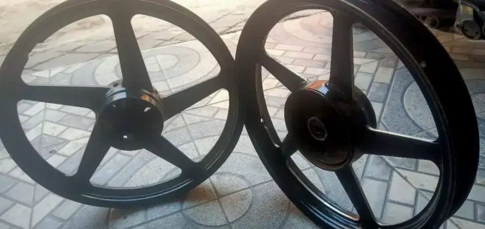 velg / pelek Vixion 2019