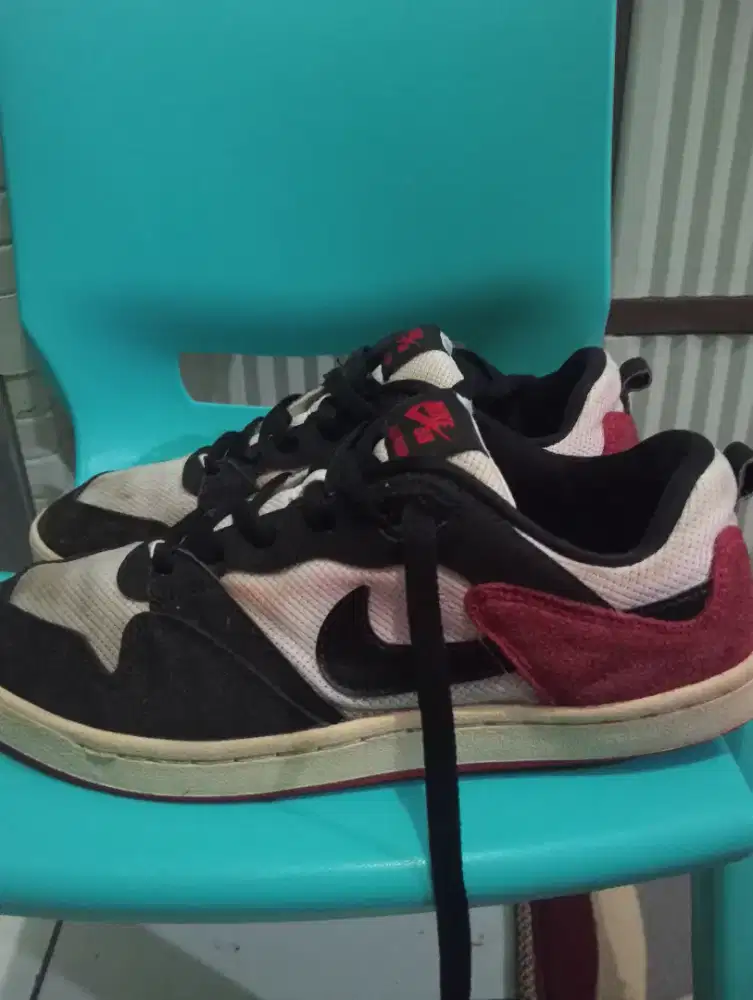 Sepatu Nike sb alleyoop