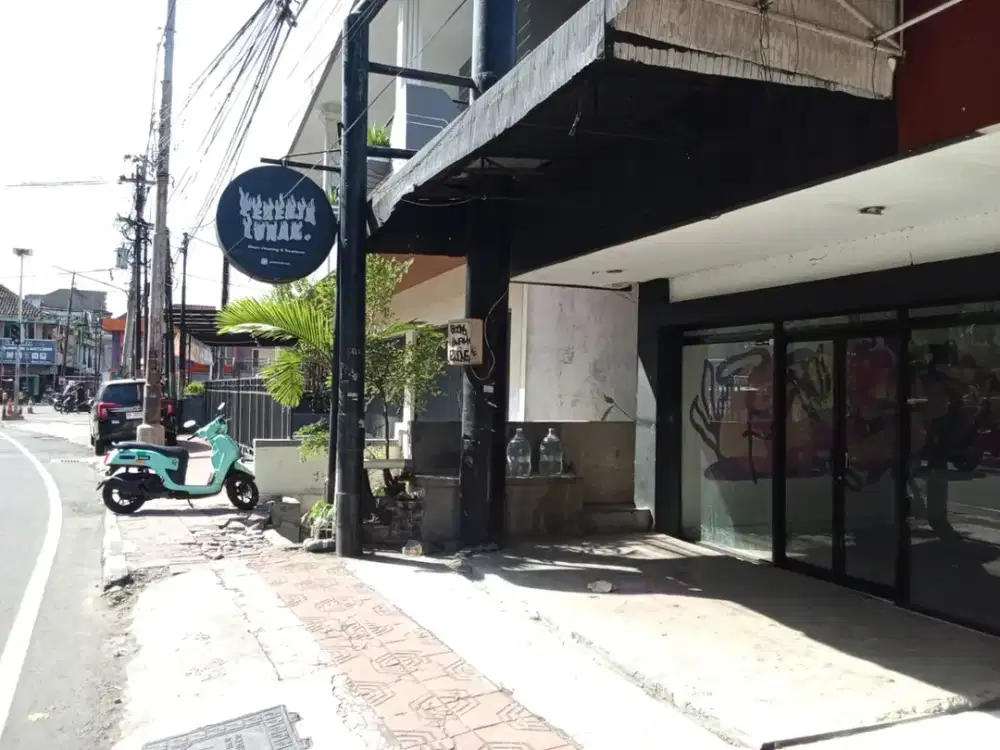 BU Dijual dibawah pasaran RUKO 4 lantai lokasi depan hotel melia purosani yogyakarta
