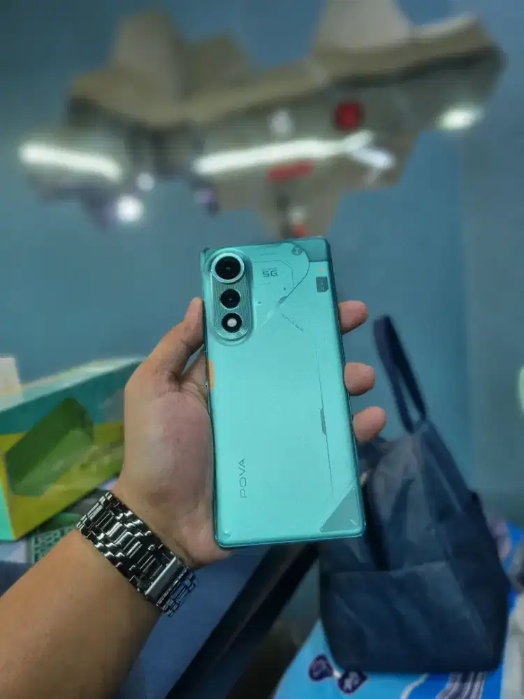 Tecno Pova Curve 5G 8/256GB Fullset Oru