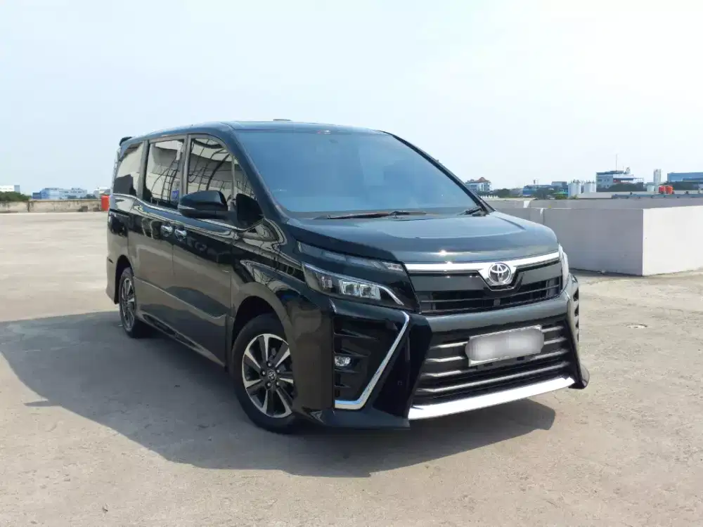 TOYOTA VOXY 2020