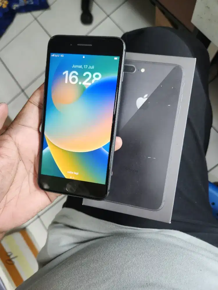iPhone 8 plus 256gb lengkap all operator