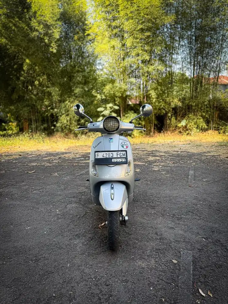 FOR SALE PIAGGIO VESPA LX 2012
