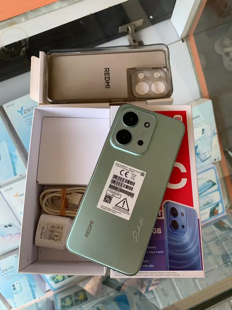 Redmi 15C 6+6/128 kondisi mulus segel lengkap (cas gak ori )