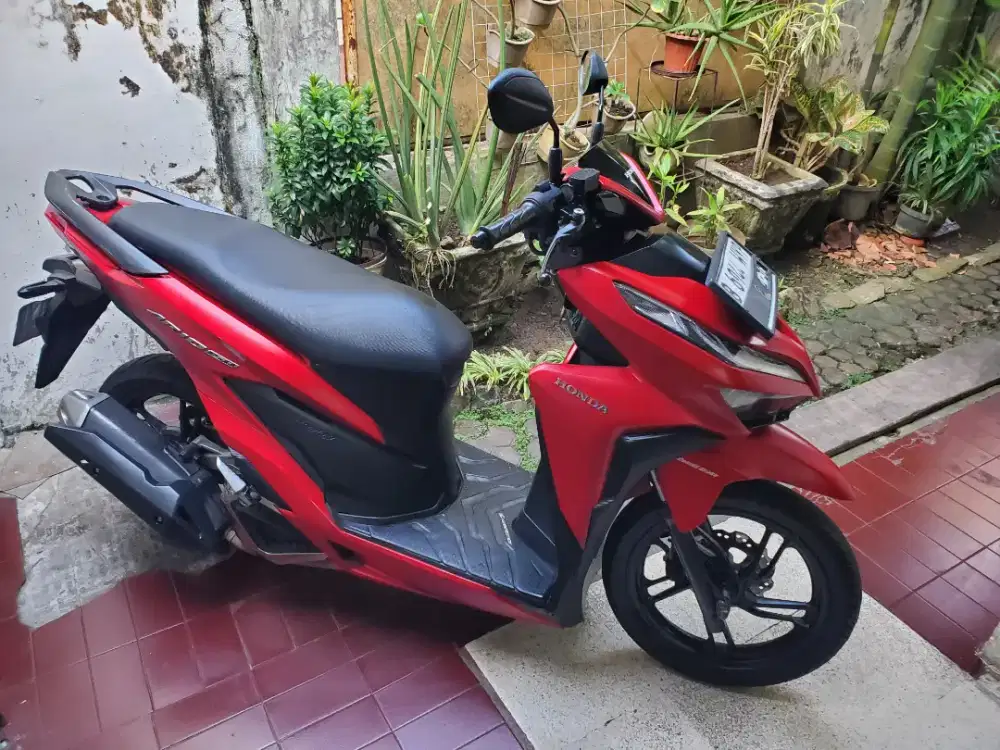 Honda Vario 150 Keyless  Merah doff  2020 Full orisinil.
