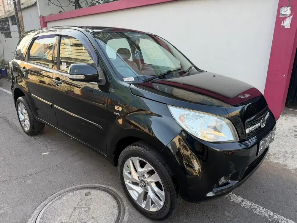 Terios th 2012 hitam manual full istimewa