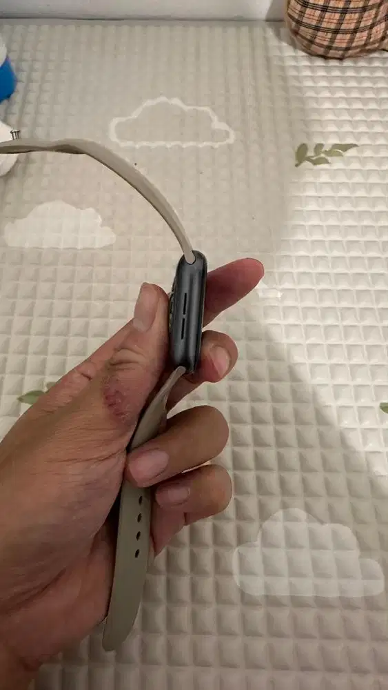 APPLE WATCH SERI 4 44mm SECOND