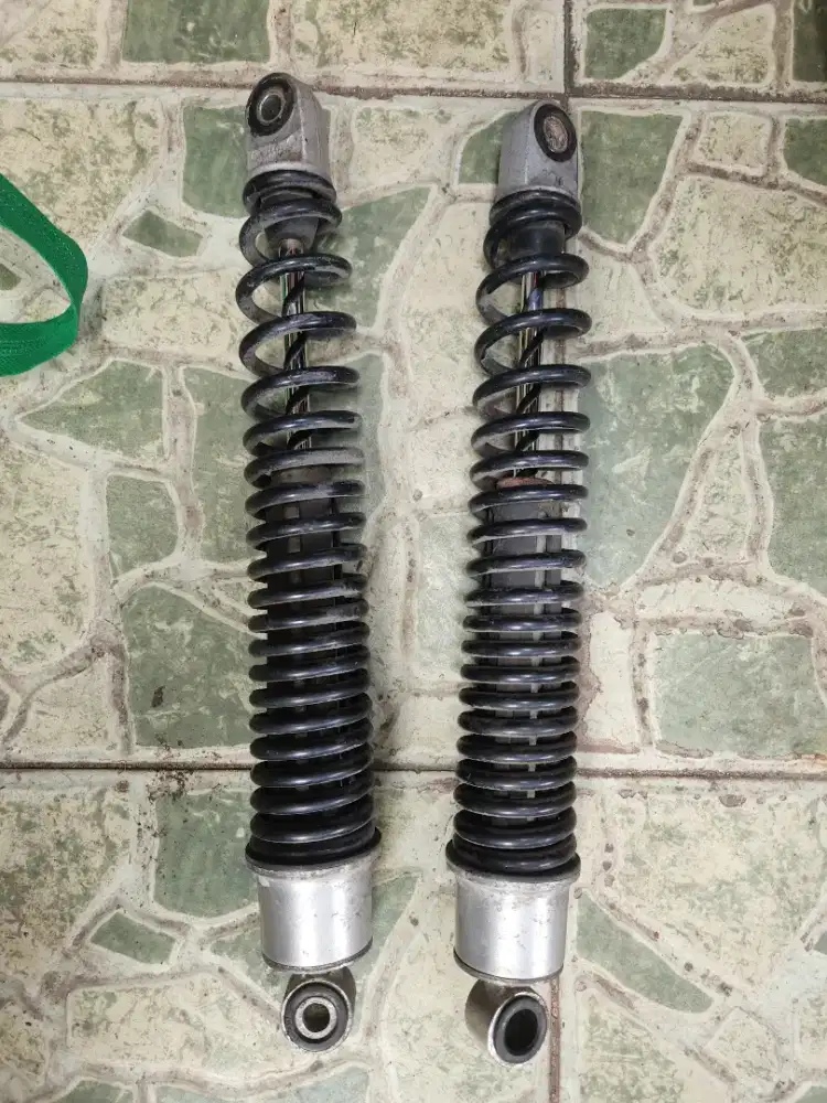 Shock belakang PCX ori