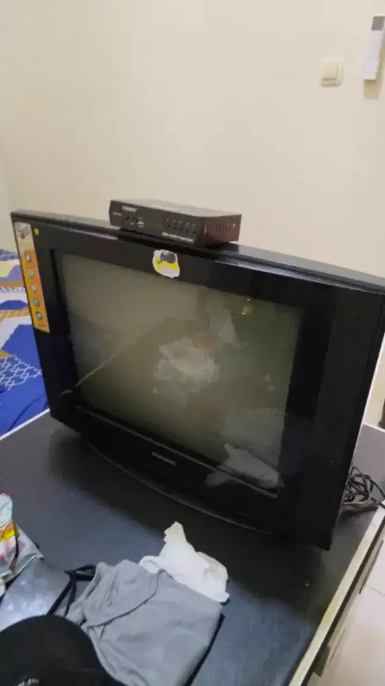 TV bekas tapi layar bagus
