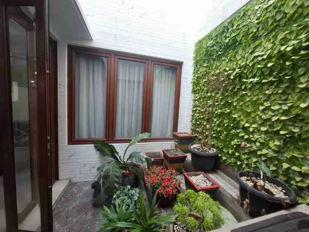 Rumah Eksklusive, Nyaman,Siap Huni, Mewah,Harga Murah, Sangat Strategis