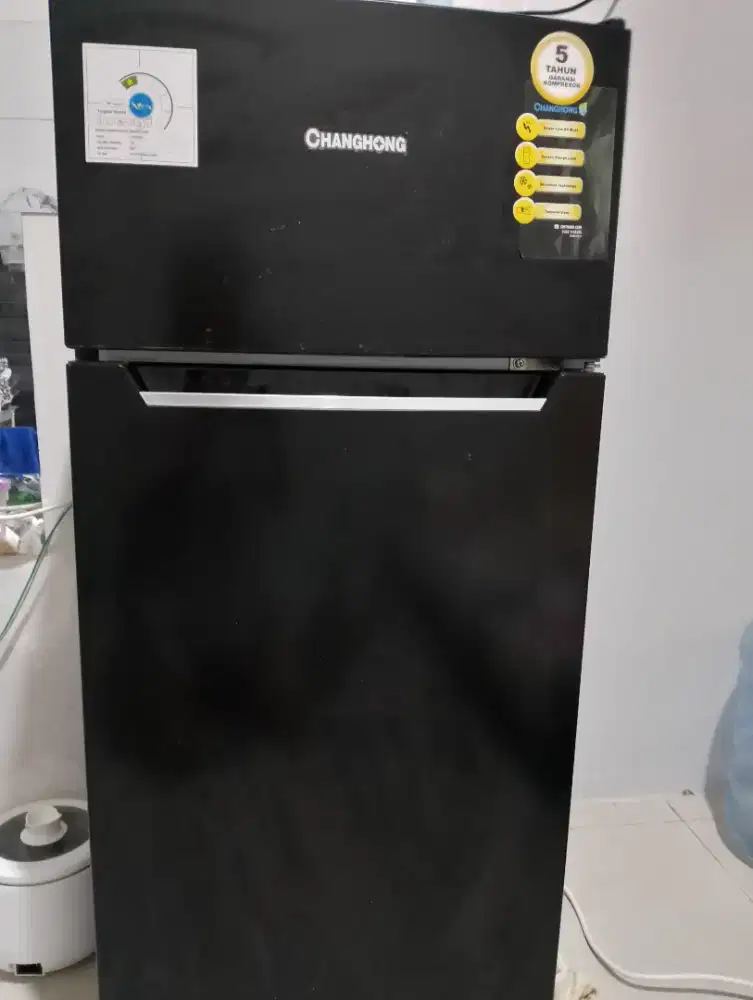 Di jual kulkas mini