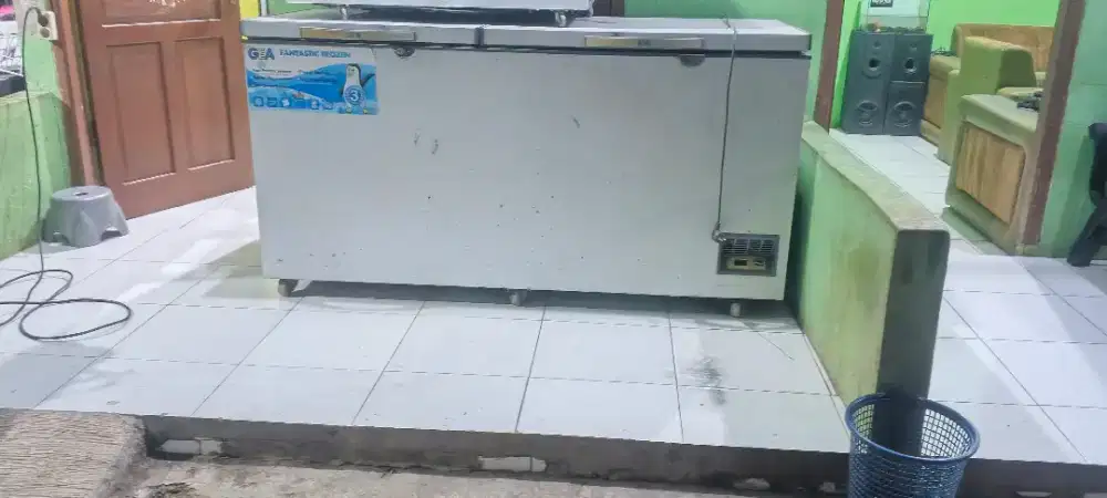 Freezer Gea 600 Liter
