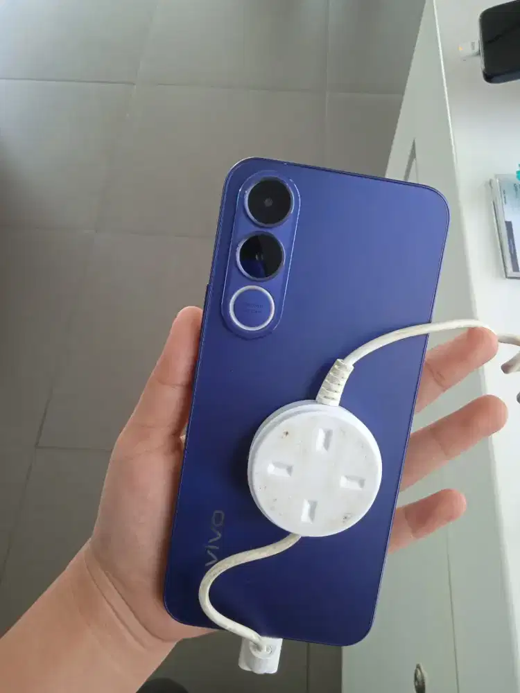 CICILAN VIVO V70