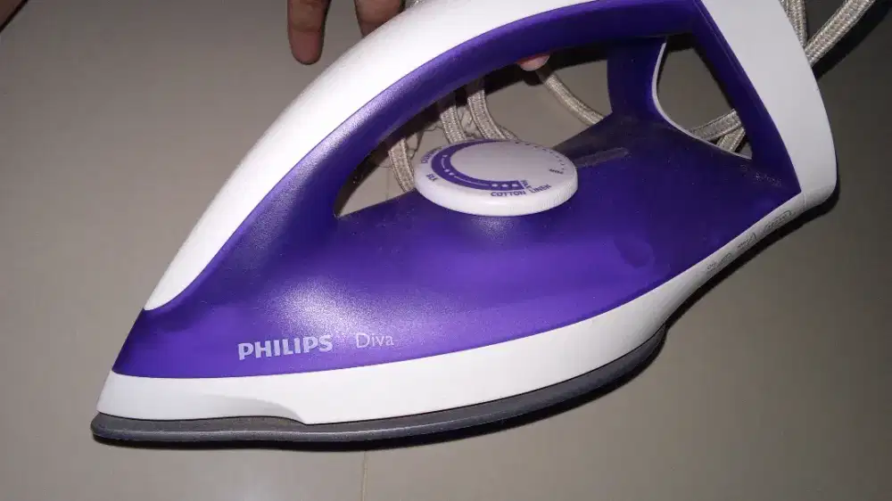 SETRIKA MERK PHILIPS