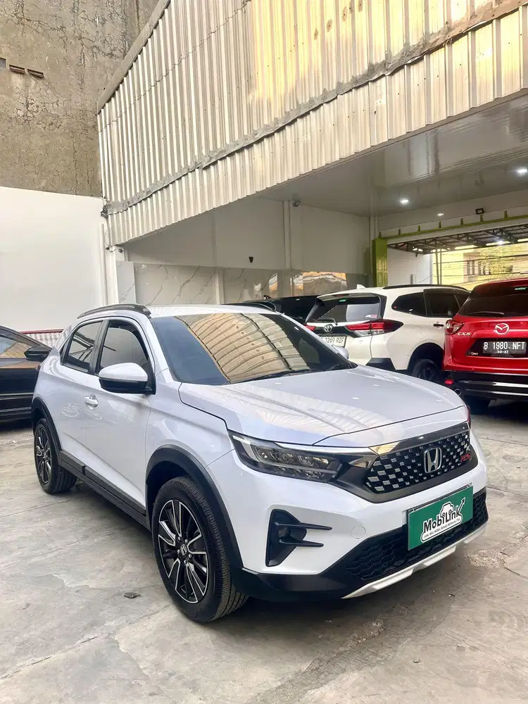 DP 5 JT, PAJAK O6-2027, HONDA WRV 1.5 RS Z SENSING CVT AT 2023