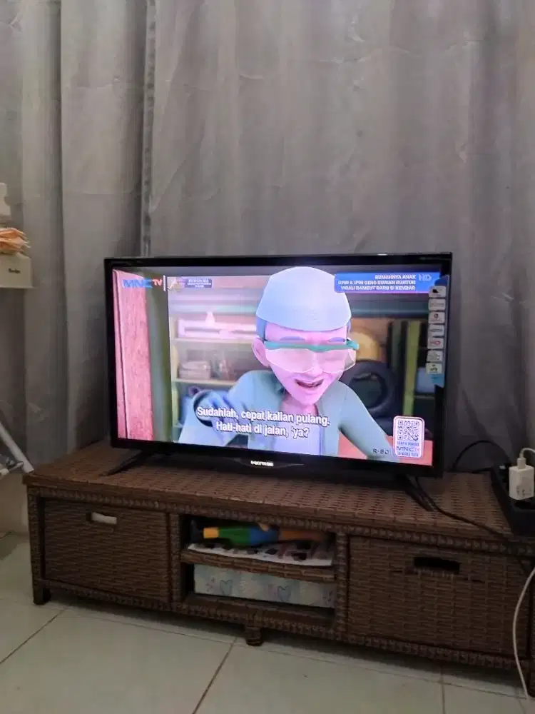 DIGITAL TV POLYTRON