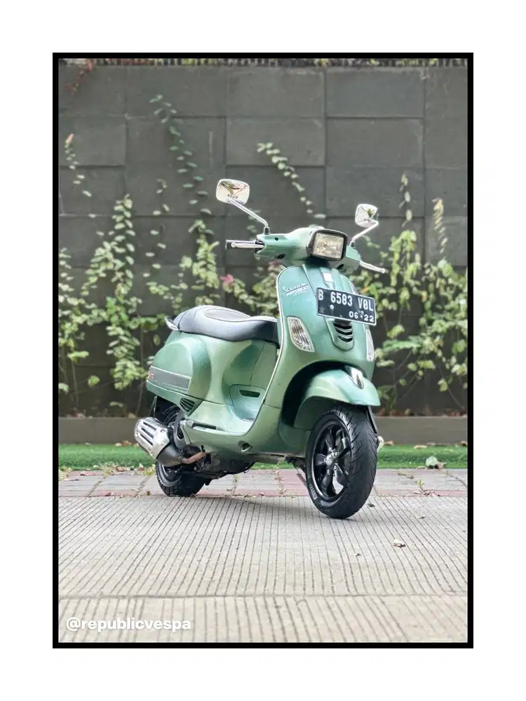 TERMURAH PIAGGIO VESPA S125 IGET 3V IE TH 2017 WARNA VERDE MATT