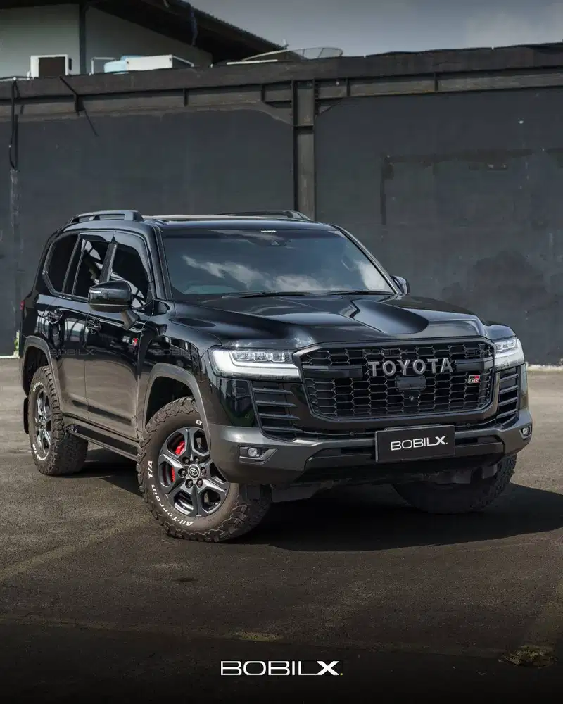 NIK 2023 Toyota Land Cruiser 300 GR-S Attitude Black Metallic