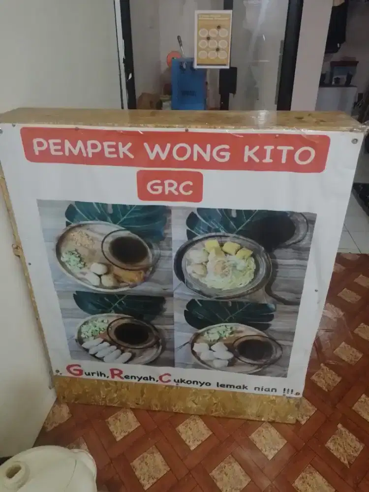 Meja kasir like new