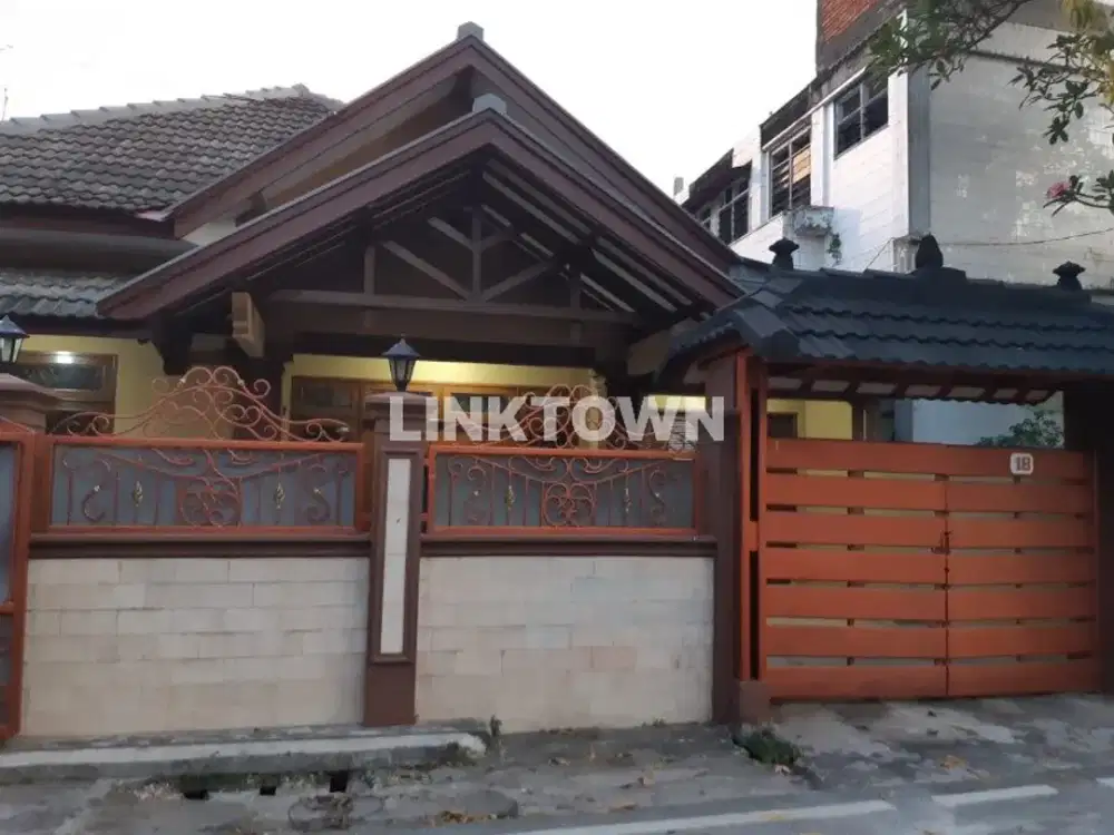 Rumah Siap Huni Luas 370m² Semi Furnish