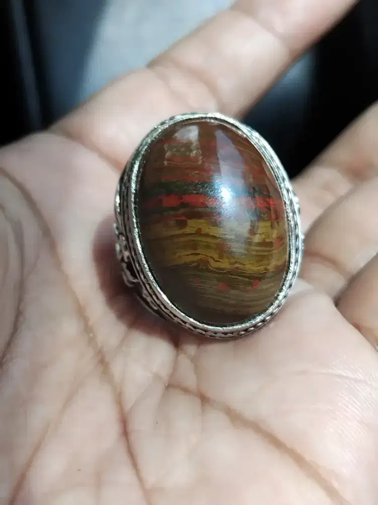 Batu cincin lapis/puser bumi pancawarna