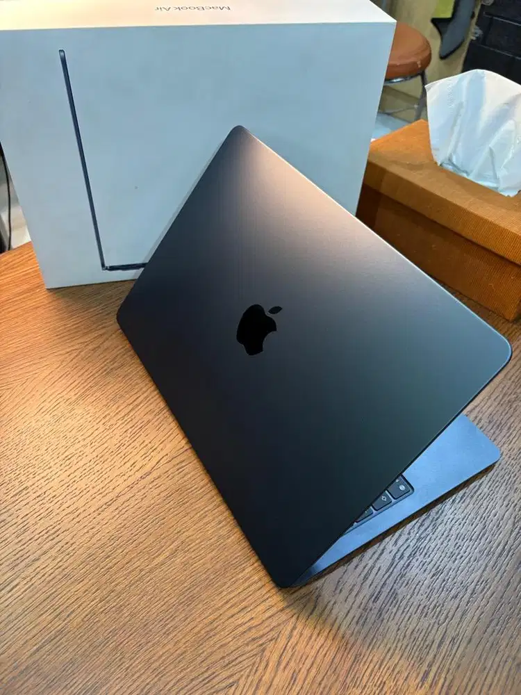 Macbook Air M5 16/512GB ibox garansi panjang