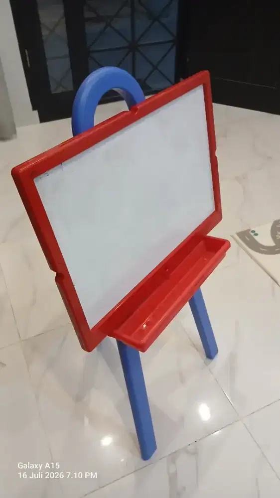 Papan tulis anak brand Informa