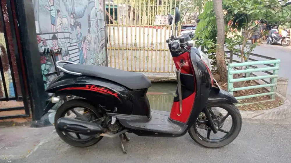 scoopy 2012 karbu mesin sehat body bagus